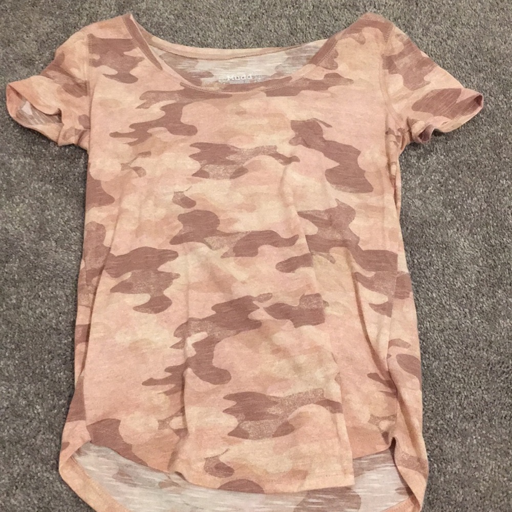 MUDD Pink camo road trip tee